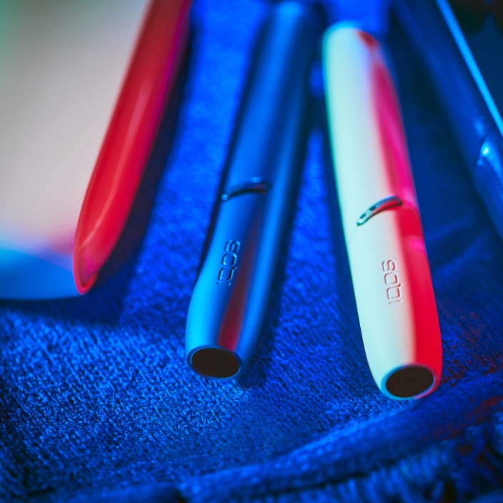 Stellar blue and white IQOS 3 DUO holders